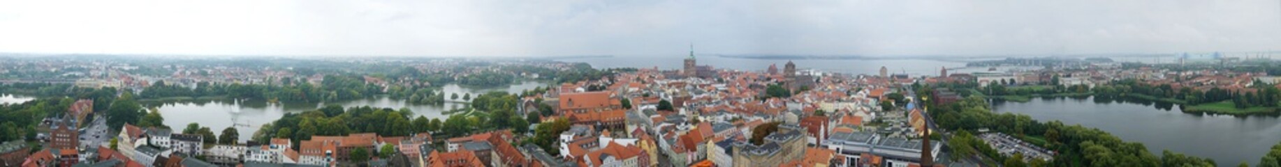 Fototapeta na wymiar Stralsund Overview