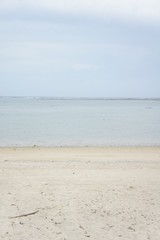 沖縄の白い砂浜