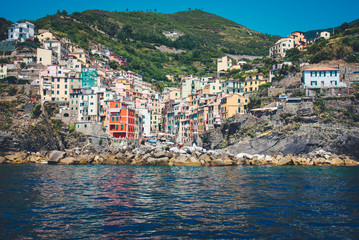 Fototapeta na wymiar Scenic view of colorful village Riomaggiore.