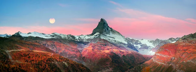 Foto op Plexiglas Matterhorn Matterhorn hellingen in de herfst