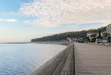 La promenade le long du grau de La Franqui 