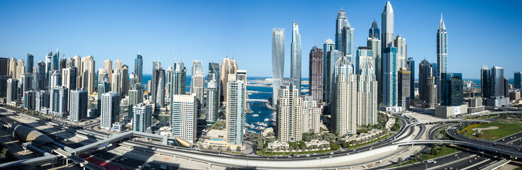 Fototapeta na wymiar Dubai Marina panorama von oben 