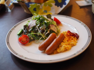 朝食