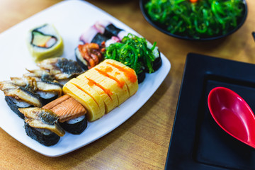 Fototapeta na wymiar Japanese food, sushi and sashimi