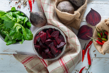 raw beetroots with green salad