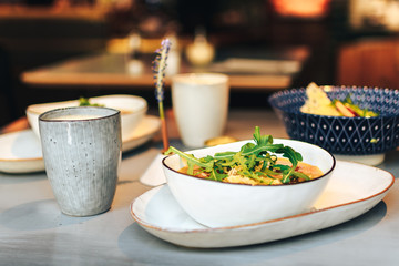 yellow curry with ruccola