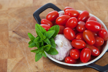 Tomatoes, Oregano, and Garlic