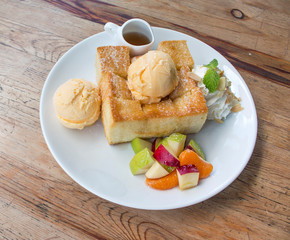 Toast Bread Pudding with ice cream and fruit