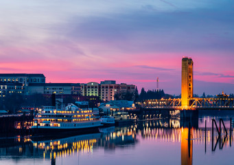 Naklejka premium Sunrise over Downtown Sacramento