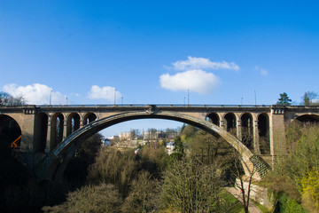 Fototapeta na wymiar Pont Adolphe, Luxemburg