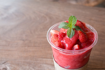 Strawberry smoothies