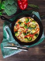 Frittata with broccoli and red pepper