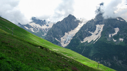 Fototapeta na wymiar View of the mountains in Dombay, North Caucasus (Russia)