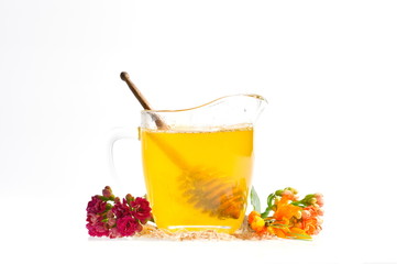 golden honey in the glass