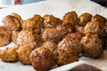 Fresh Cooked Meatballs_2