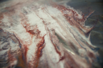 Varicoloured mineral deposit of paint of powder-like enamel