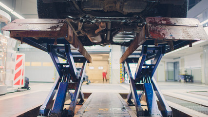 The bottom of the jeep, car bottom, off-road vehicle, car repair, a prestigious transport,...