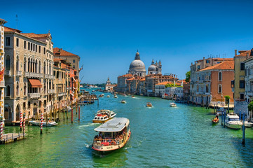 Gorgeous view of the Grand Canal and Basilica Santa Maria della
