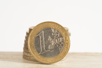 Nahaufnahme von Euro Münzen