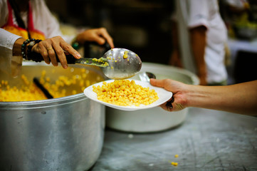Social Problems of Poverty Helped by Feeding: Concepts problems of life the poor