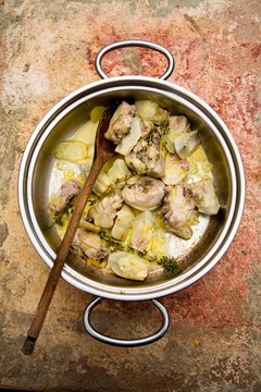 Pollo in fricassea con carciofi (chicken fricassee with artichokes, Italy)