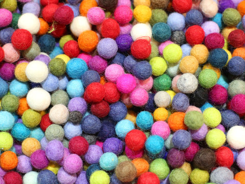 many small balls