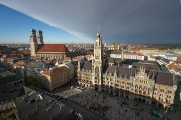Fototapeta na wymiar Crazy sky over Munich city centre