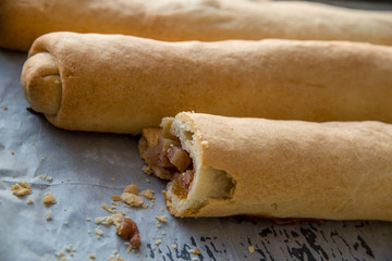 Apple and cinnamon strudel 