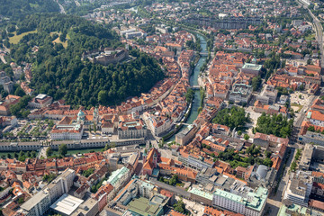 Fototapeta premium Aerial view of Ljubljana old town and Ljubljanica River, Capital city of Slovenia