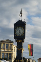 Uhr