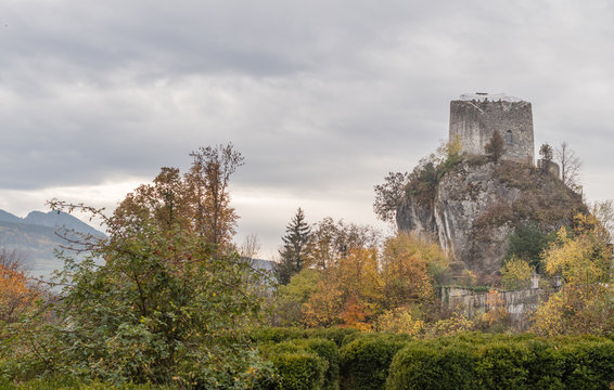 Tour des comtes de Gen&egrave;ve &agrave; La Roche Sur Foron