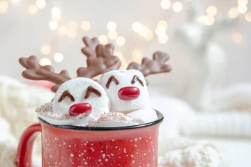 Fototapeten Hot chocolate with melted marshmallow reindeer © azurita
