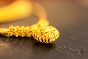 Thai jewellery 96.5% gold necklace for sell