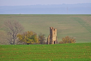 Somoly Ruine von einer mittelalterlichen Kirche in Ungarn