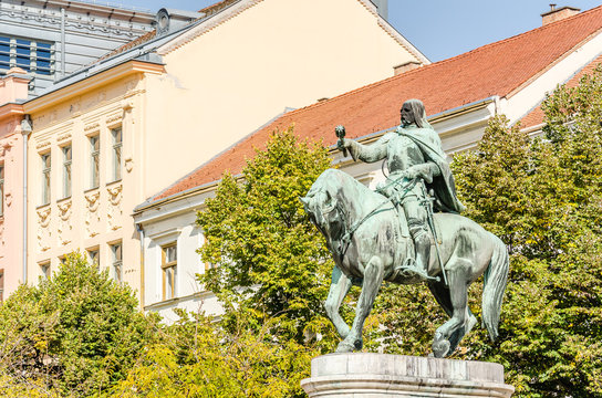 Monument Sibinjanin Janko in Pecs