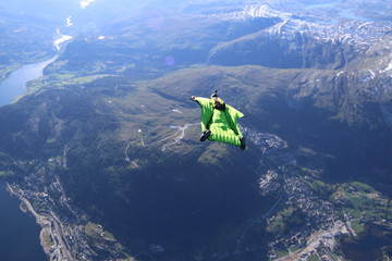 Wingsuit skydiving over Norway © sindret