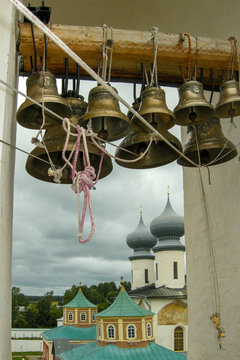 Leningrad region. The Town Of Tikhvin. Tikhvin monastery. The bell small bell Синонимысообщить об ошибке