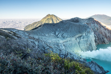 Fototapeta premium The beautiful sunrise over Ijen volcano, Indonesia.