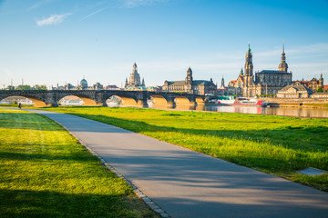 Fototapeta na wymiar The embankment of ancient Dresden city on the Elbe river.