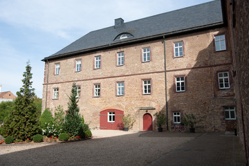 Fototapeta na wymiar Schloss Wallhausen, Sachsen-Anhalt