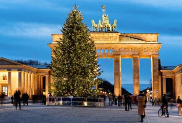 Tuinposter Brandenburg Gate Building Berlin night Germany © Roman Babakin