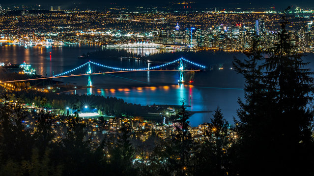 Lions Gate Bridge, long exposure at night. Beautiful British Columbia, Canada.