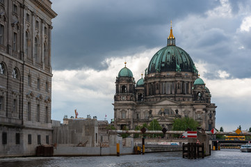 berliner dom © wilfriedb
