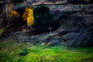 Artystyczna grafika z krzyżem  © Dariusz Grochal 