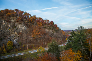Autumn&rsquo;s Highway 