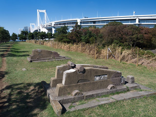 台場公園とレインボーブリッジ