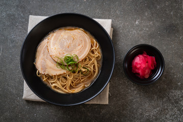 tonkotsu ramen noodles with chaashu pork