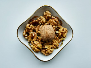 walnuts whole and peeled
