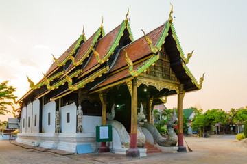 Ubosot at Wat Buak Krok Luang - obrazy, fototapety, plakaty