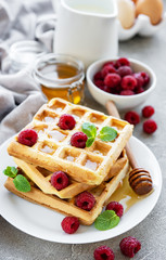  Homemade waffles with berries